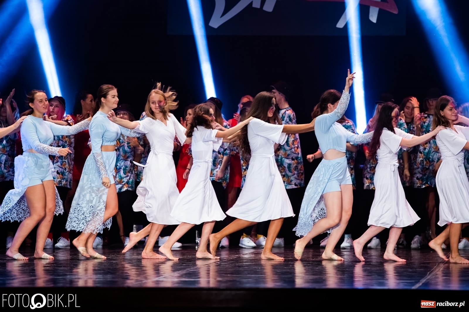 Zdjęcie w galerii na portalu naszraciborz.pl: Gala zespołu tanecznego Skaza w Raciborskim Centrum Kultury wiadomości z regionu