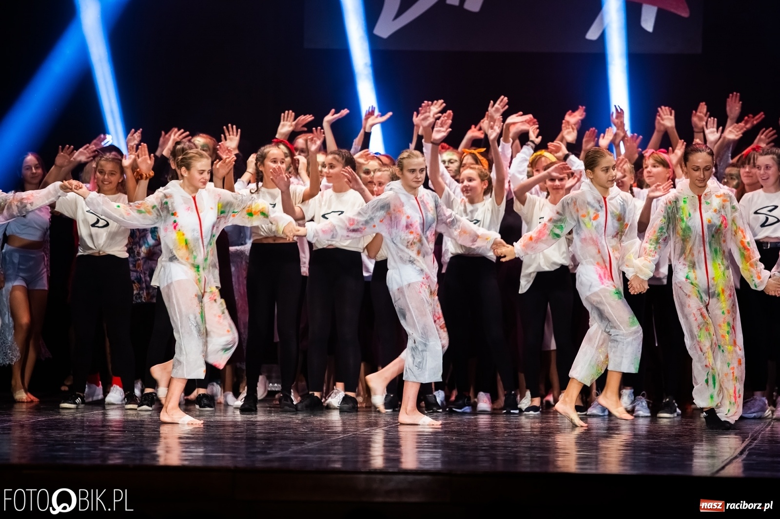 Zdjęcie w galerii na portalu naszraciborz.pl: Gala zespołu tanecznego Skaza w Raciborskim Centrum Kultury wiadomości z regionu