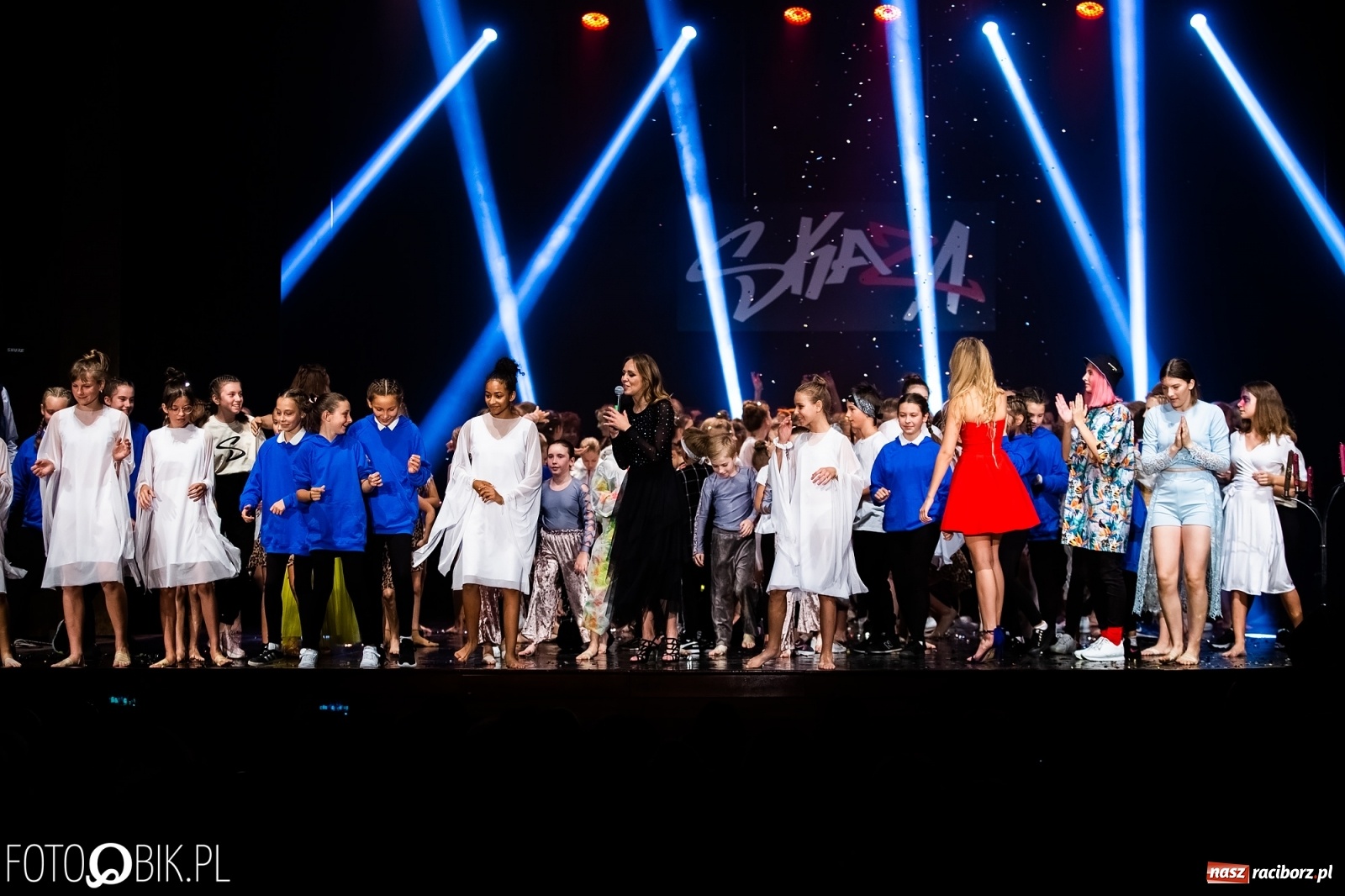 Zdjęcie w galerii na portalu naszraciborz.pl: Gala zespołu tanecznego Skaza w Raciborskim Centrum Kultury wiadomości z regionu