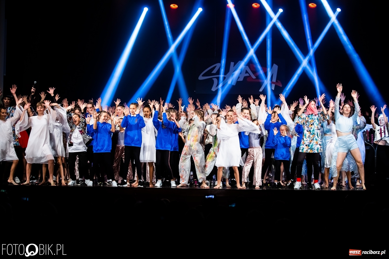 Zdjęcie w galerii na portalu naszraciborz.pl: Gala zespołu tanecznego Skaza w Raciborskim Centrum Kultury wiadomości z regionu