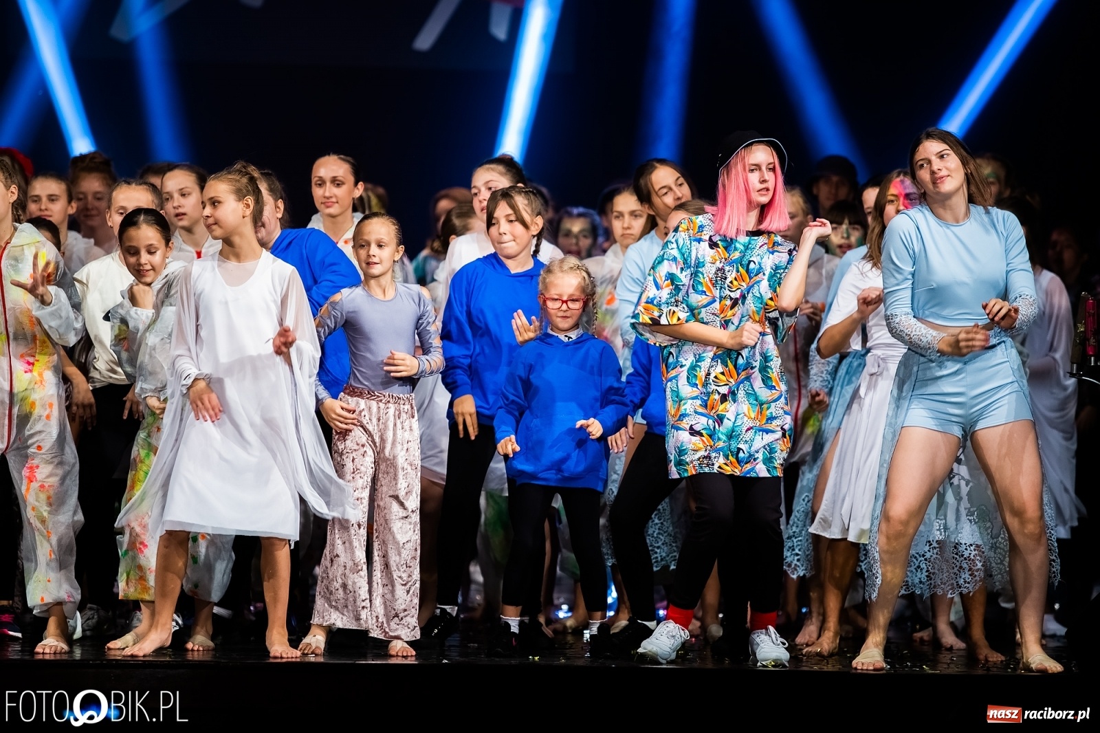 Zdjęcie w galerii na portalu naszraciborz.pl: Gala zespołu tanecznego Skaza w Raciborskim Centrum Kultury wiadomości z regionu