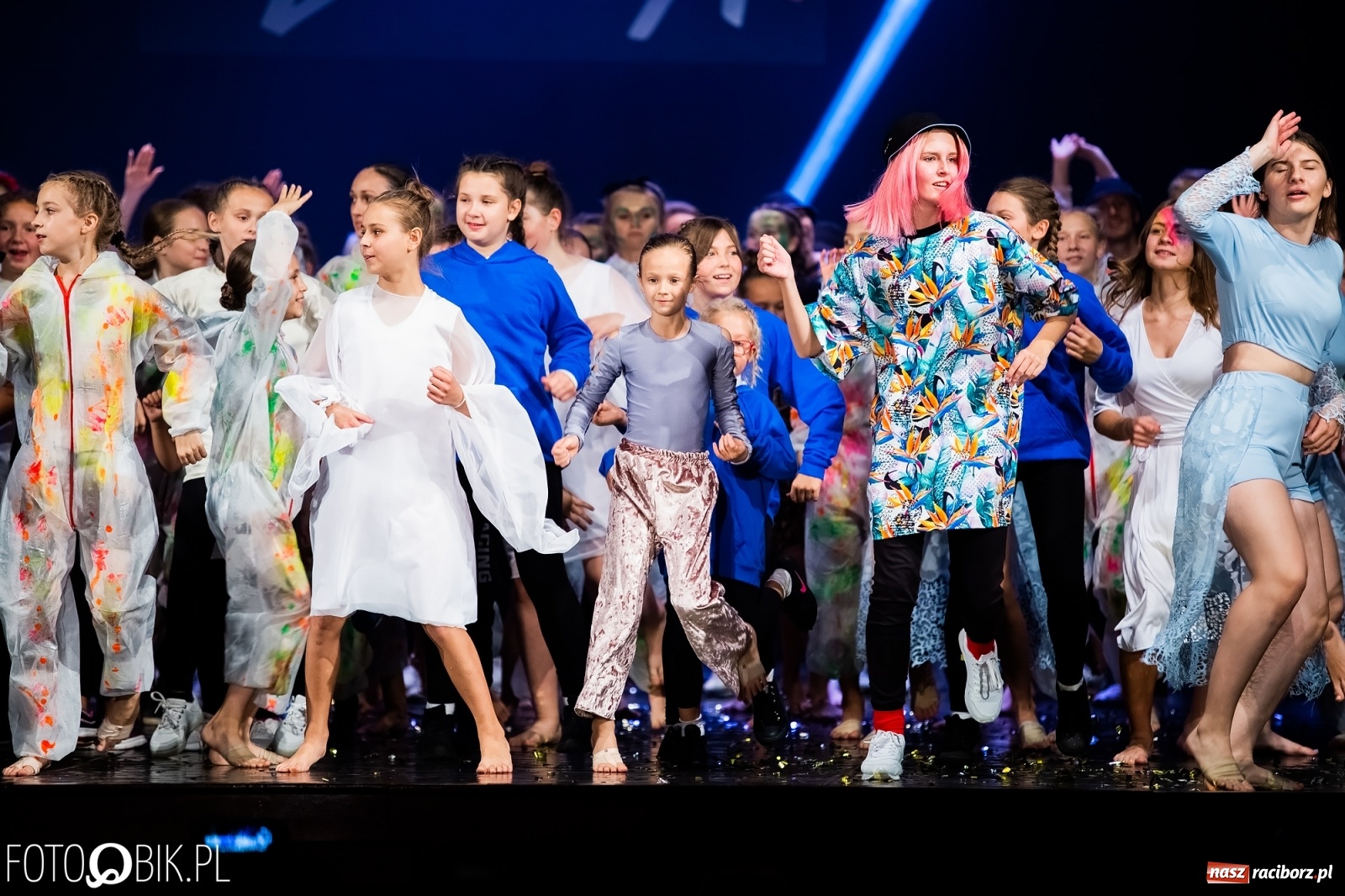 Zdjęcie w galerii na portalu naszraciborz.pl: Gala zespołu tanecznego Skaza w Raciborskim Centrum Kultury wiadomości z regionu