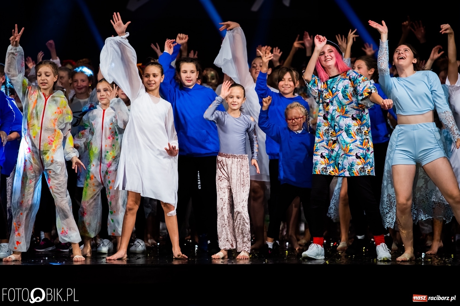 Zdjęcie w galerii na portalu naszraciborz.pl: Gala zespołu tanecznego Skaza w Raciborskim Centrum Kultury wiadomości z regionu