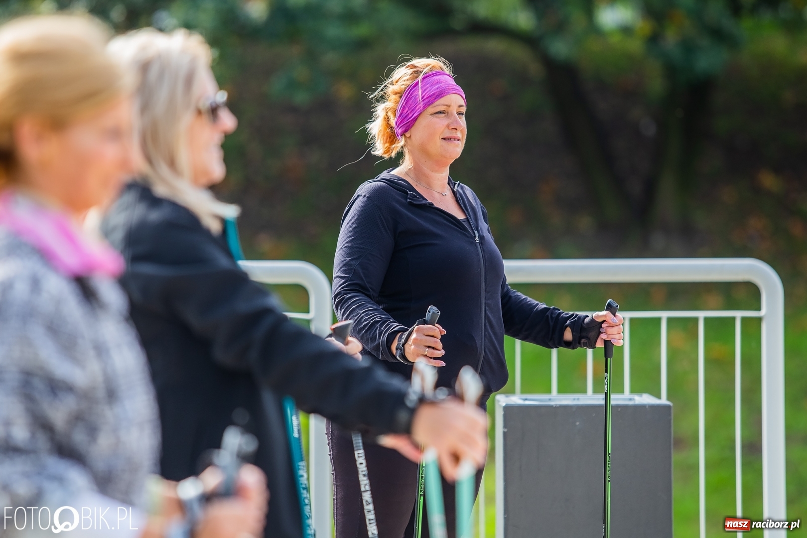 Zdjęcie w galerii na portalu naszraciborz.pl: Trening Nordic Walking na Przystani Kajakowej wiadomości z regionu