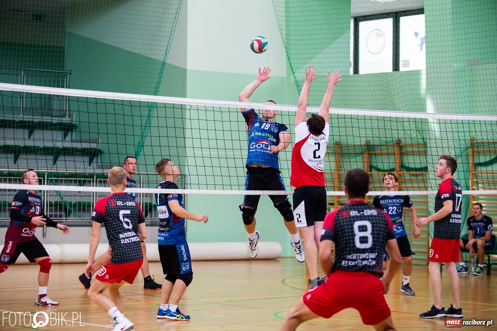 Zdjęcie w galerii na portalu naszraciborz.pl: Inauguracja nowego sezonu RLPS w Arenie Rafako wiadomości z regionu