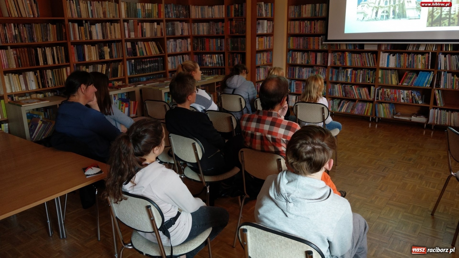 Zdjęcie w galerii na portalu naszraciborz.pl: W Ocicach poznali tajniki fotografii wiadomości z regionu