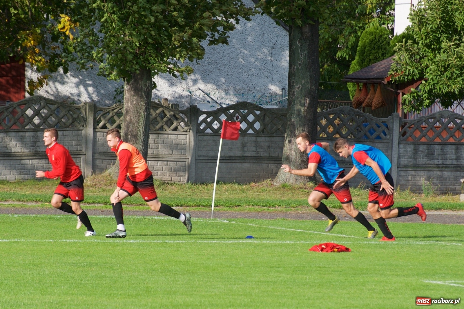 Zdjęcie w galerii na portalu naszraciborz.pl: Klasa okręgowa. Dobra passa piłkarzy Tworkowa trwa [FOTO] wiadomości z regionu