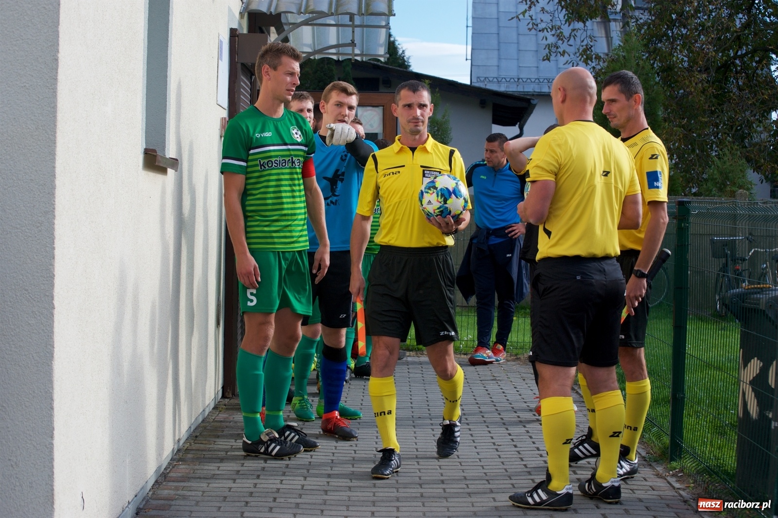 Zdjęcie w galerii na portalu naszraciborz.pl: Klasa okręgowa. Dobra passa piłkarzy Tworkowa trwa [FOTO] wiadomości z regionu