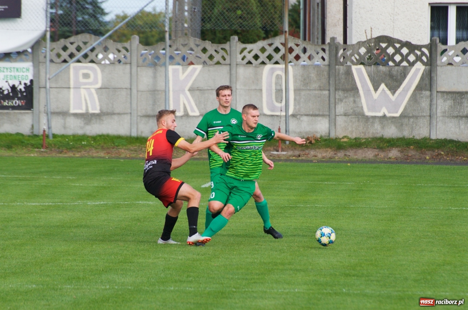 Zdjęcie w galerii na portalu naszraciborz.pl: Klasa okręgowa. Dobra passa piłkarzy Tworkowa trwa [FOTO] wiadomości z regionu