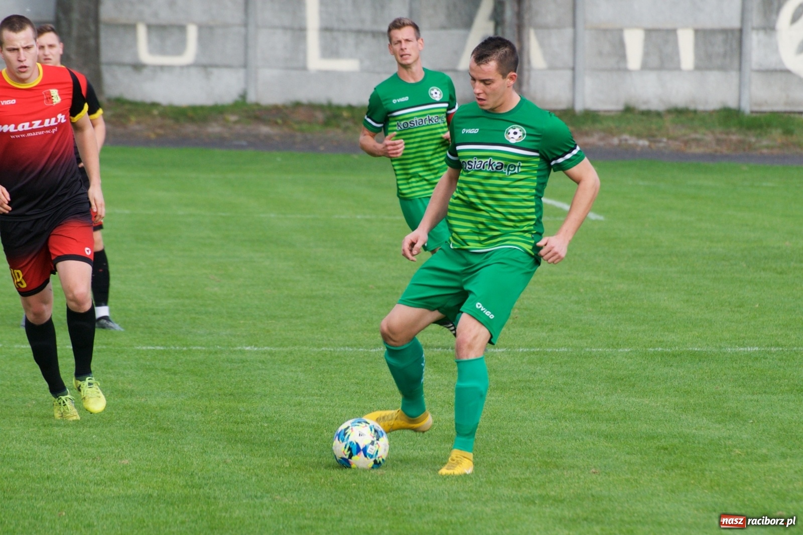 Zdjęcie w galerii na portalu naszraciborz.pl: Klasa okręgowa. Dobra passa piłkarzy Tworkowa trwa [FOTO] wiadomości z regionu