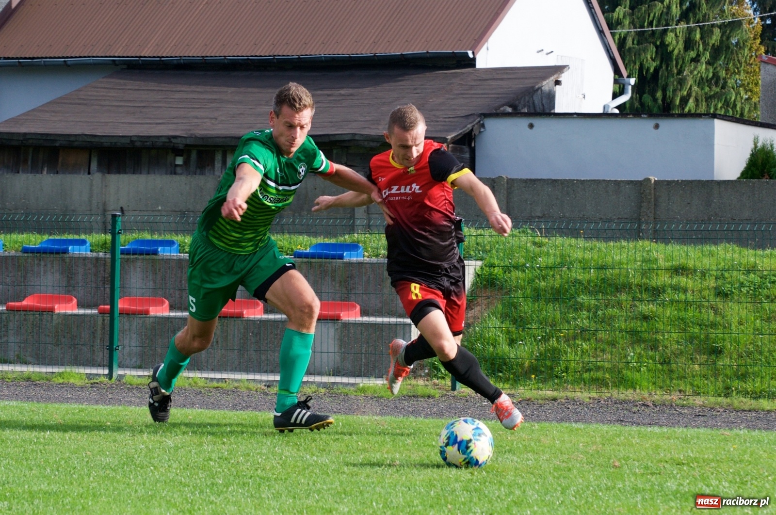 Zdjęcie w galerii na portalu naszraciborz.pl: Klasa okręgowa. Dobra passa piłkarzy Tworkowa trwa [FOTO] wiadomości z regionu
