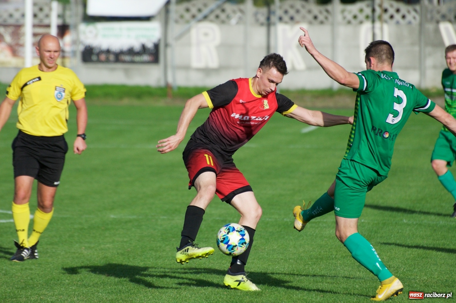 Zdjęcie w galerii na portalu naszraciborz.pl: Klasa okręgowa. Dobra passa piłkarzy Tworkowa trwa [FOTO] wiadomości z regionu