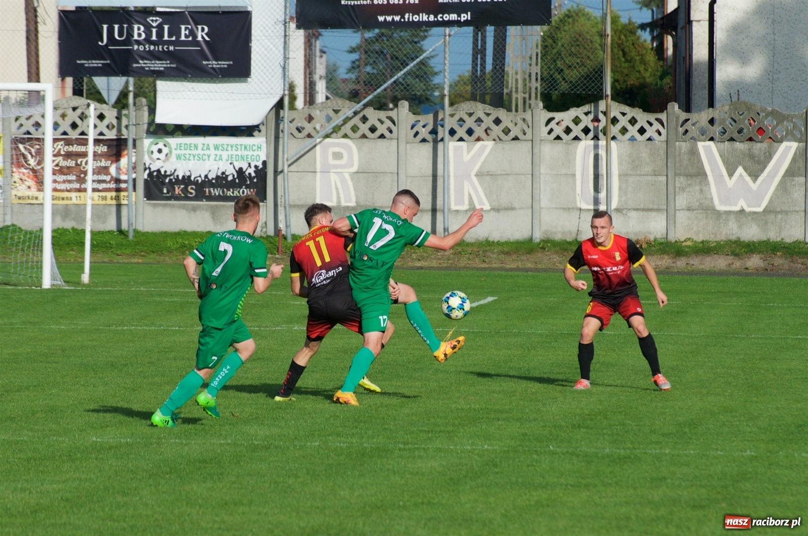 Zdjęcie w galerii na portalu naszraciborz.pl: Klasa okręgowa. Dobra passa piłkarzy Tworkowa trwa [FOTO] wiadomości z regionu