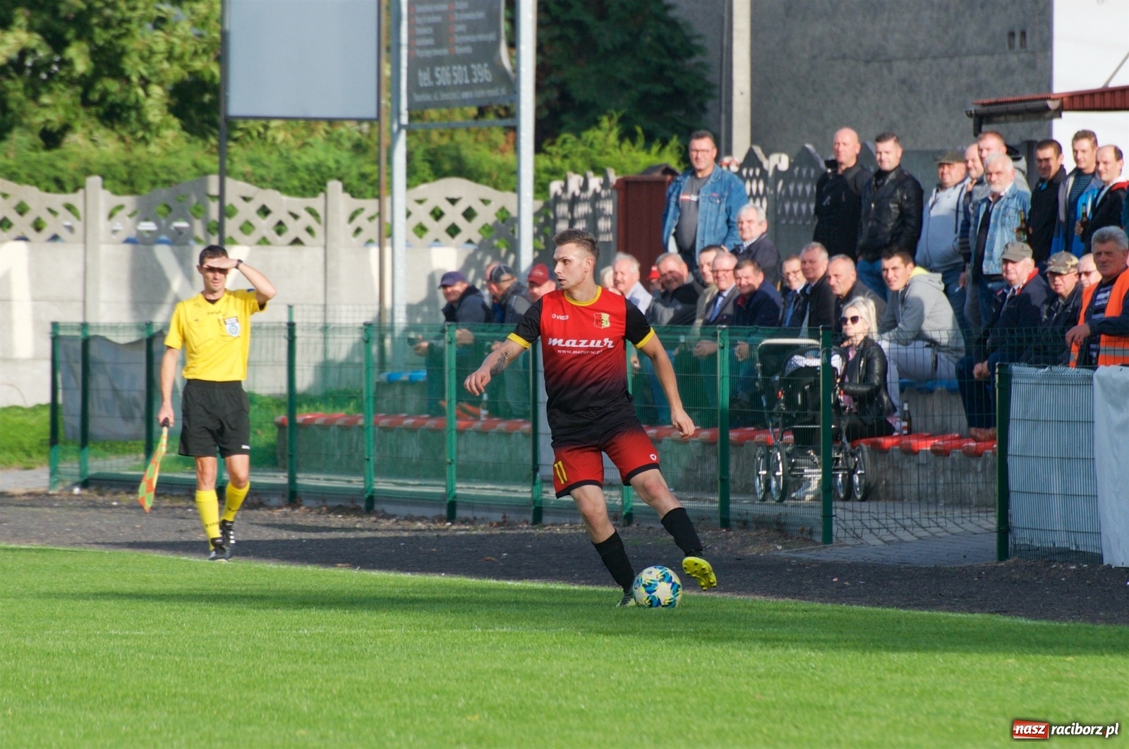 Zdjęcie w galerii na portalu naszraciborz.pl: Klasa okręgowa. Dobra passa piłkarzy Tworkowa trwa [FOTO] wiadomości z regionu