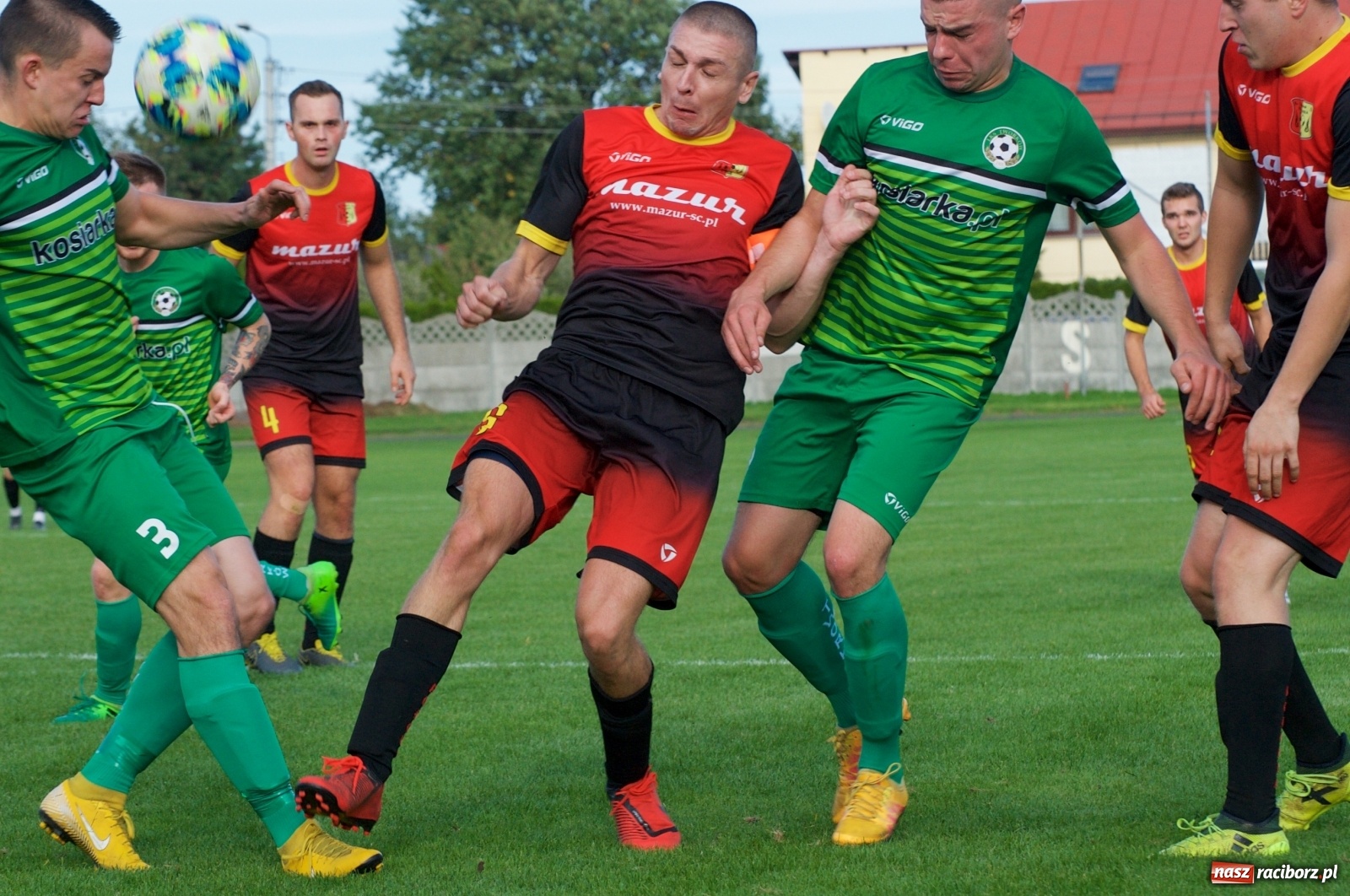 Zdjęcie w galerii na portalu naszraciborz.pl: Klasa okręgowa. Dobra passa piłkarzy Tworkowa trwa [FOTO] wiadomości z regionu