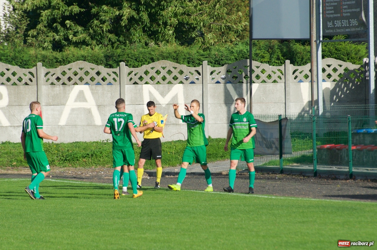 Zdjęcie w galerii na portalu naszraciborz.pl: Klasa okręgowa. Dobra passa piłkarzy Tworkowa trwa [FOTO] wiadomości z regionu