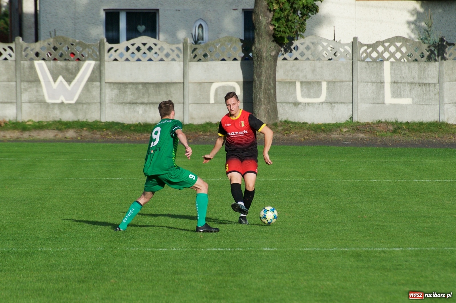 Zdjęcie w galerii na portalu naszraciborz.pl: Klasa okręgowa. Dobra passa piłkarzy Tworkowa trwa [FOTO] wiadomości z regionu
