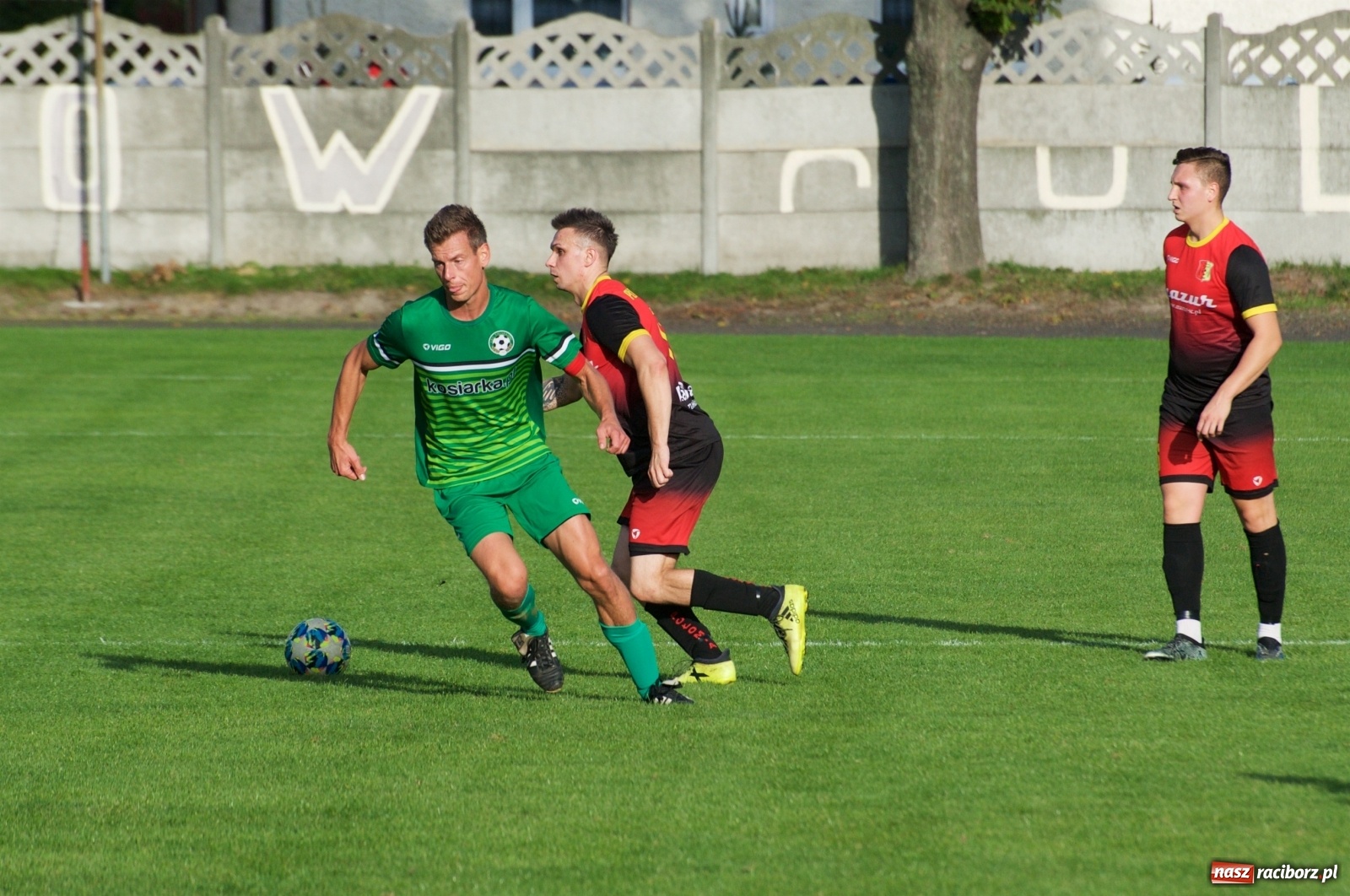 Zdjęcie w galerii na portalu naszraciborz.pl: Klasa okręgowa. Dobra passa piłkarzy Tworkowa trwa [FOTO] wiadomości z regionu