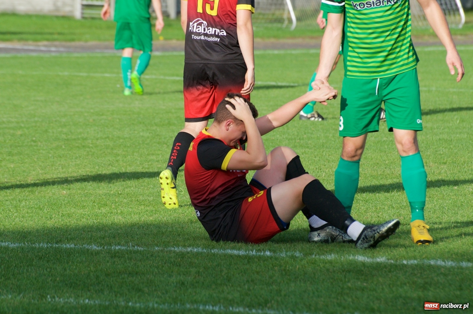 Zdjęcie w galerii na portalu naszraciborz.pl: Klasa okręgowa. Dobra passa piłkarzy Tworkowa trwa [FOTO] wiadomości z regionu