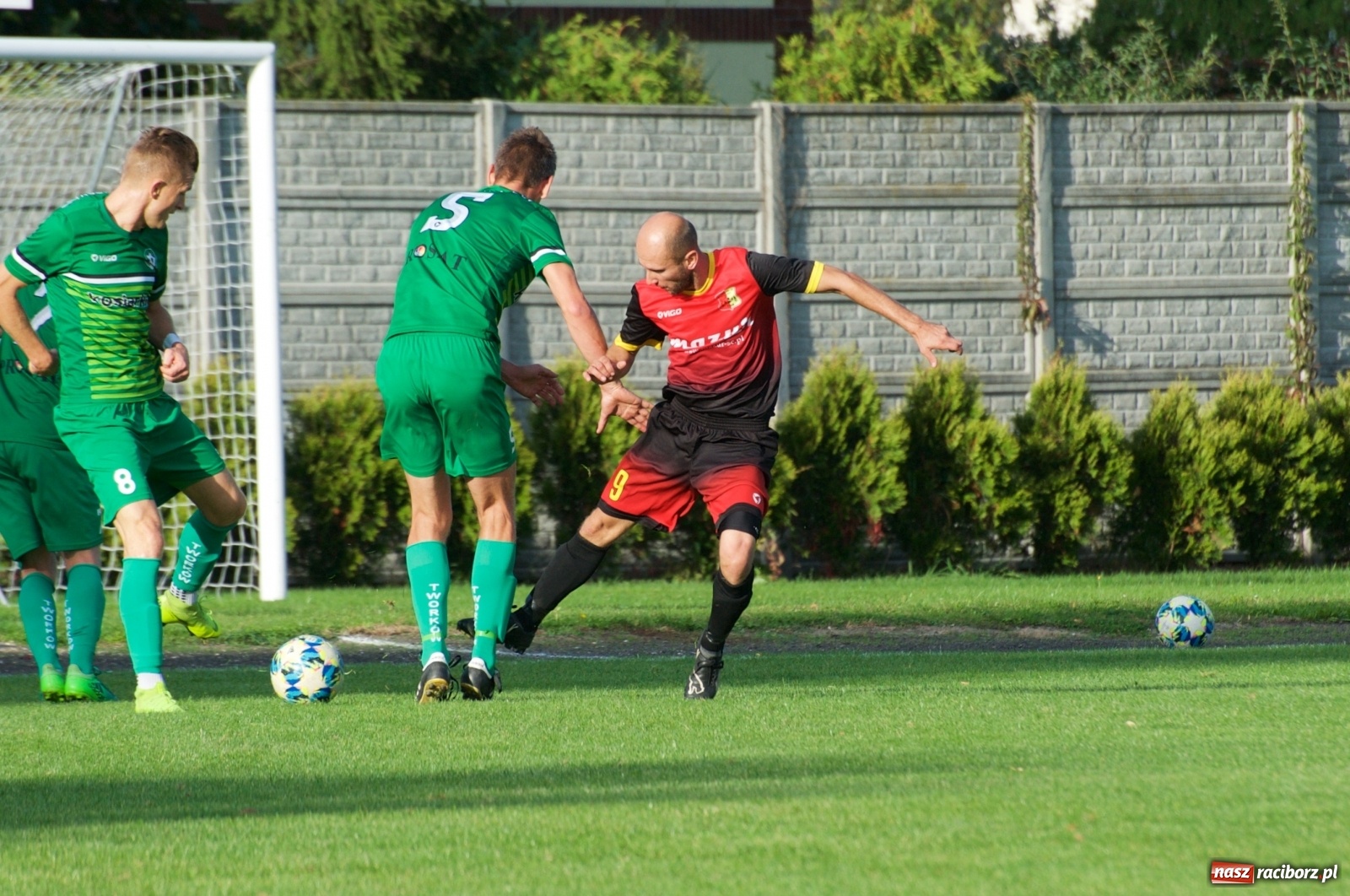 Zdjęcie w galerii na portalu naszraciborz.pl: Klasa okręgowa. Dobra passa piłkarzy Tworkowa trwa [FOTO] wiadomości z regionu