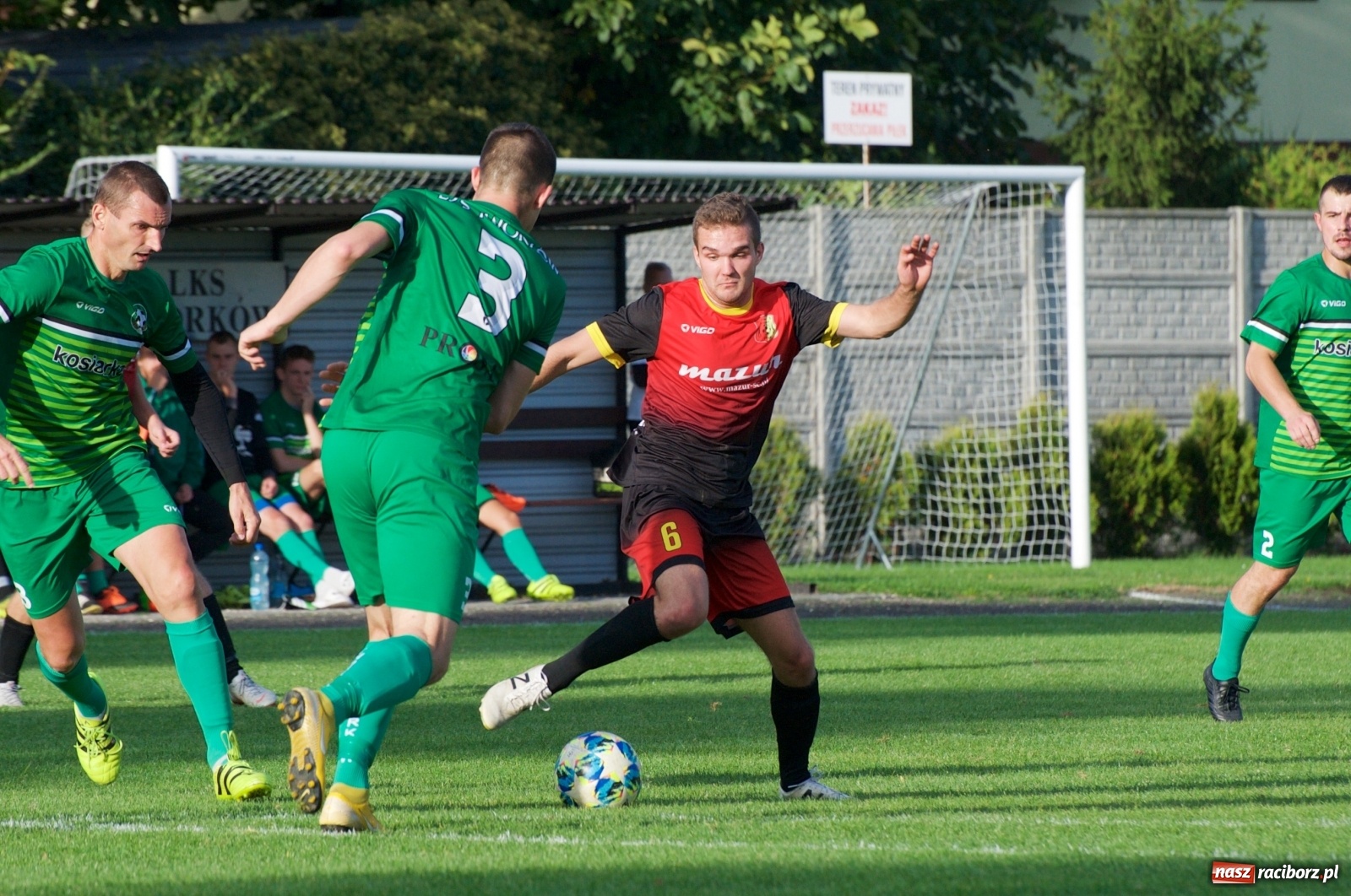 Zdjęcie w galerii na portalu naszraciborz.pl: Klasa okręgowa. Dobra passa piłkarzy Tworkowa trwa [FOTO] wiadomości z regionu