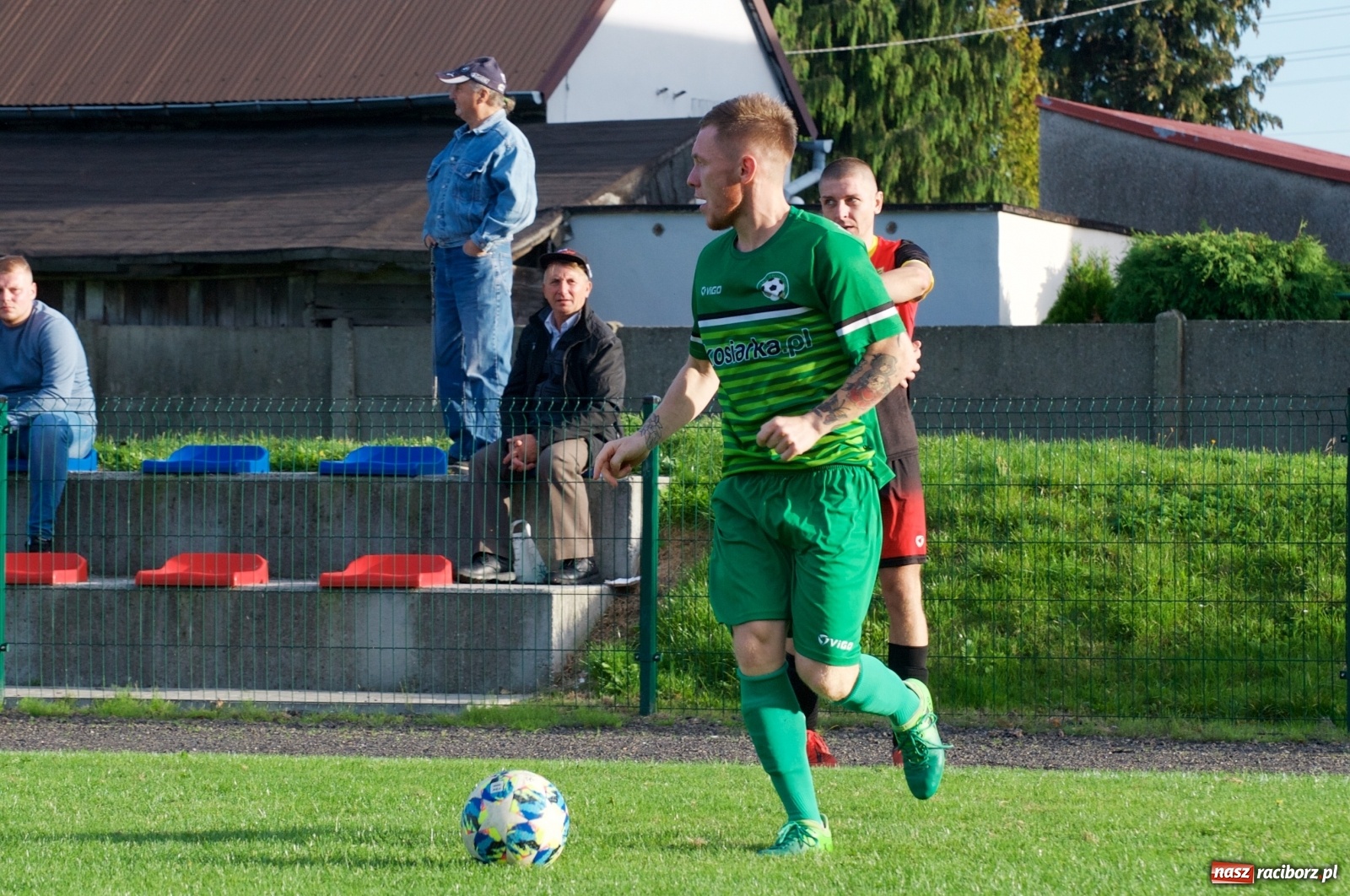 Zdjęcie w galerii na portalu naszraciborz.pl: Klasa okręgowa. Dobra passa piłkarzy Tworkowa trwa [FOTO] wiadomości z regionu