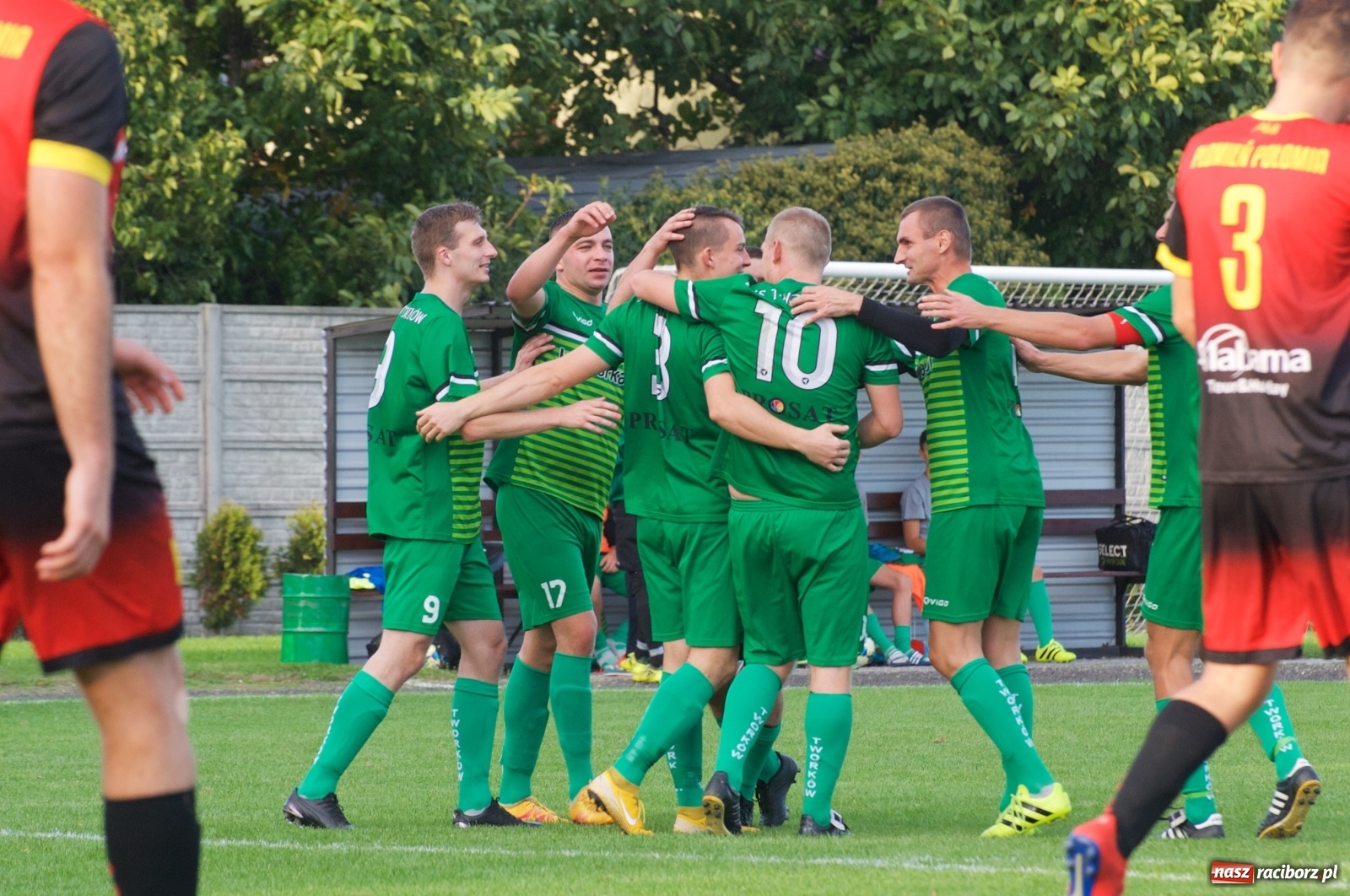 Zdjęcie w galerii na portalu naszraciborz.pl: Klasa okręgowa. Dobra passa piłkarzy Tworkowa trwa [FOTO] wiadomości z regionu
