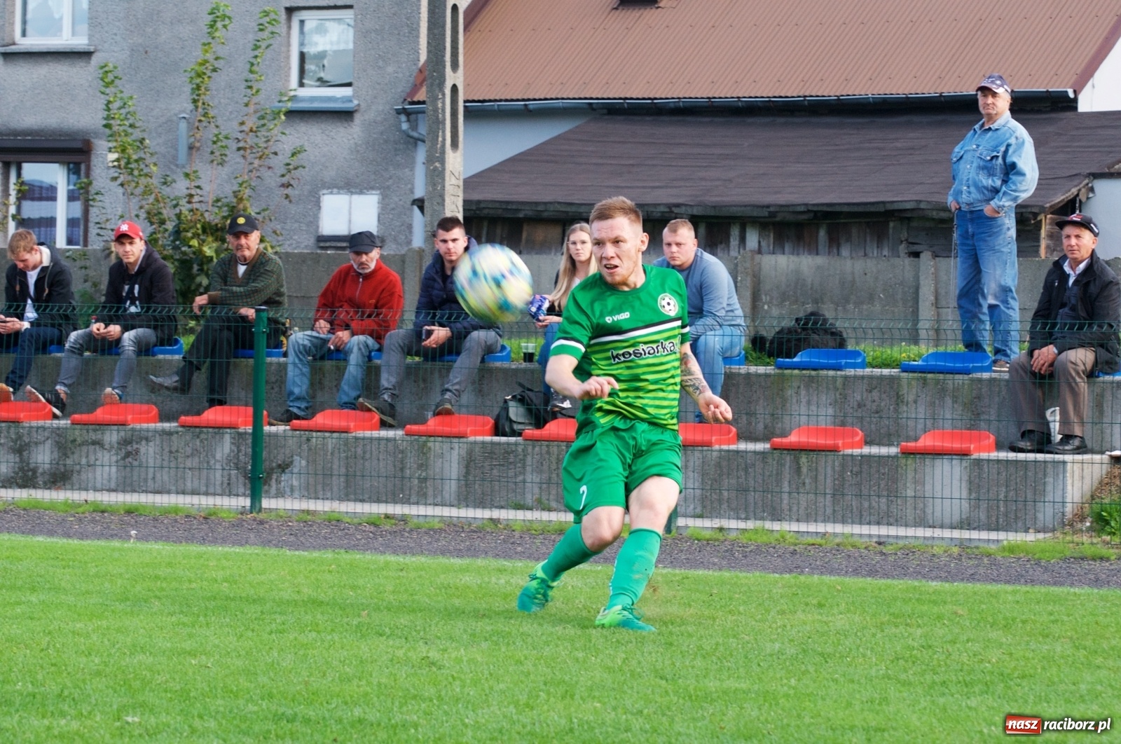 Zdjęcie w galerii na portalu naszraciborz.pl: Klasa okręgowa. Dobra passa piłkarzy Tworkowa trwa [FOTO] wiadomości z regionu