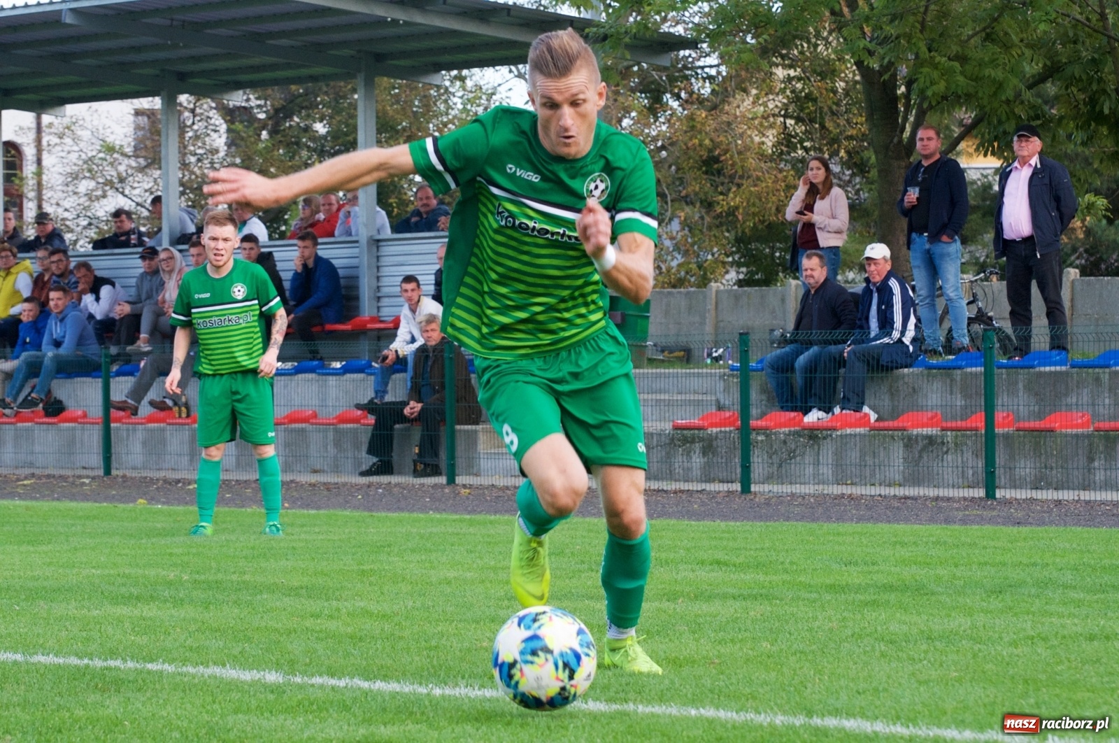 Zdjęcie w galerii na portalu naszraciborz.pl: Klasa okręgowa. Dobra passa piłkarzy Tworkowa trwa [FOTO] wiadomości z regionu