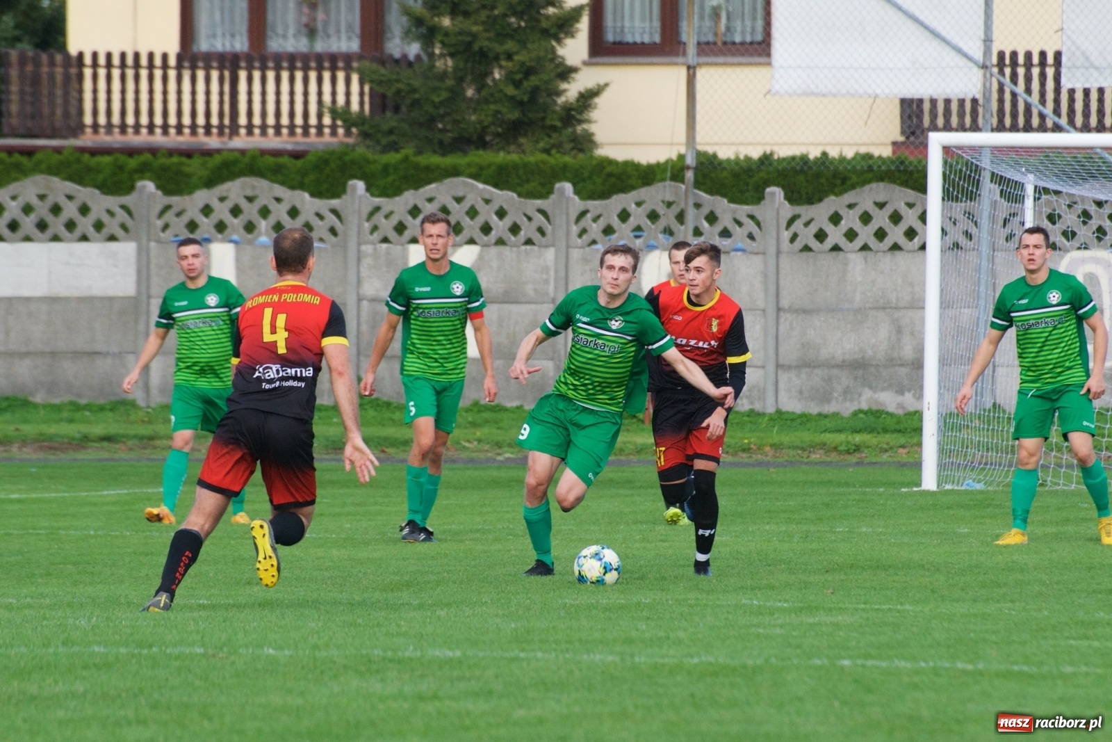 Zdjęcie w galerii na portalu naszraciborz.pl: Klasa okręgowa. Dobra passa piłkarzy Tworkowa trwa [FOTO] wiadomości z regionu