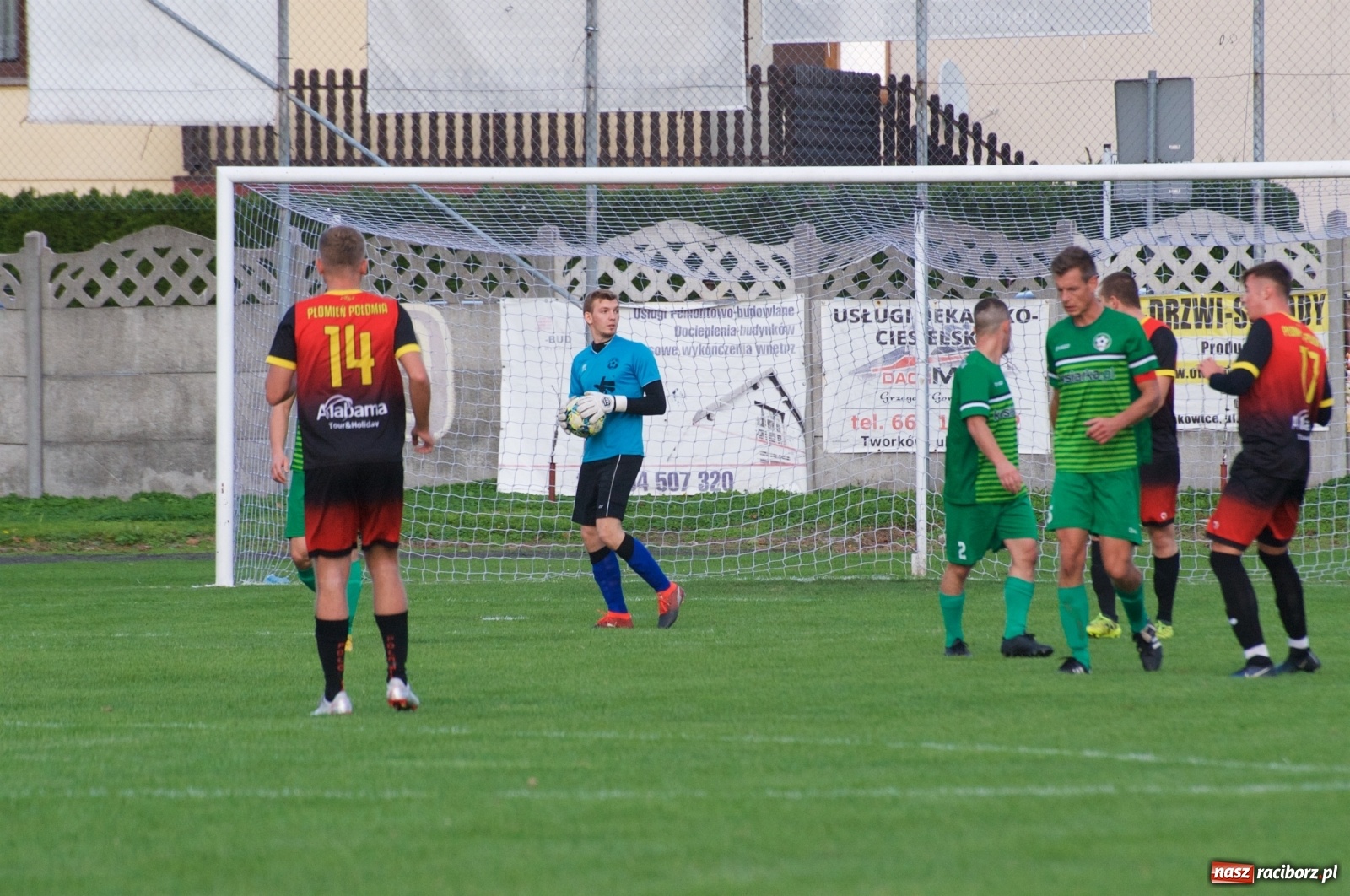 Zdjęcie w galerii na portalu naszraciborz.pl: Klasa okręgowa. Dobra passa piłkarzy Tworkowa trwa [FOTO] wiadomości z regionu