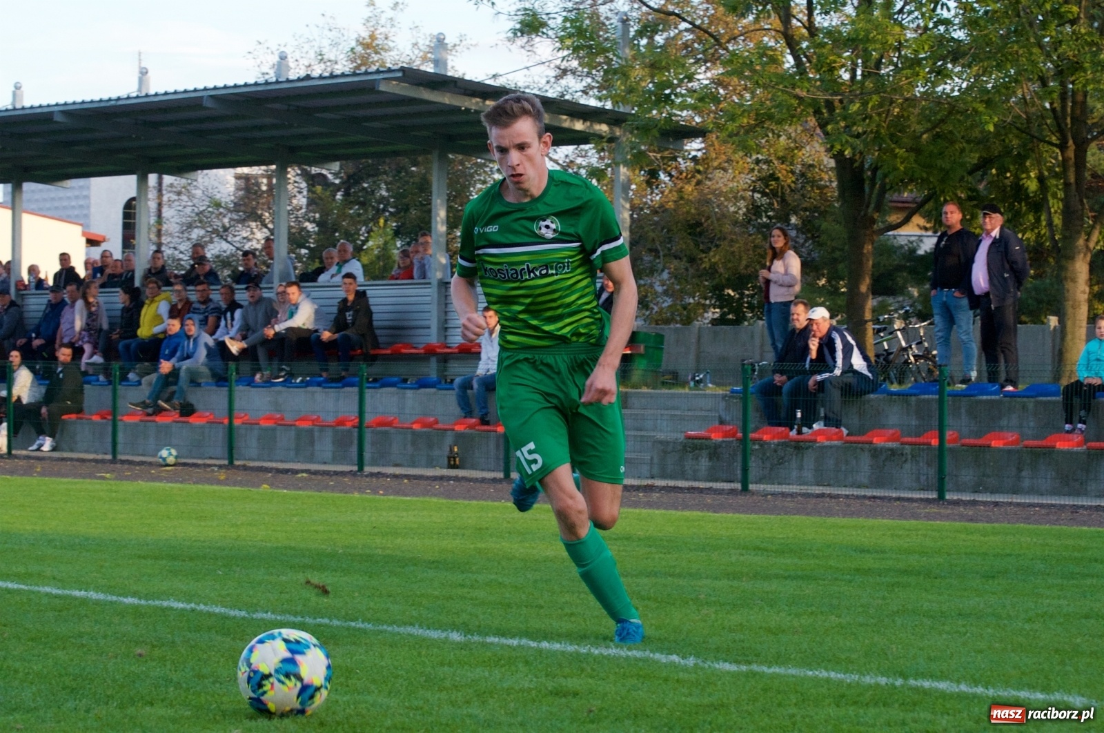 Zdjęcie w galerii na portalu naszraciborz.pl: Klasa okręgowa. Dobra passa piłkarzy Tworkowa trwa [FOTO] wiadomości z regionu