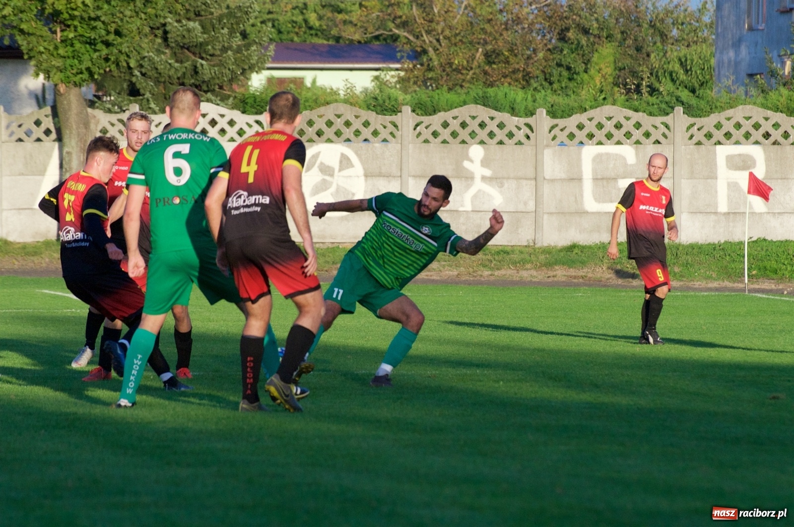 Zdjęcie w galerii na portalu naszraciborz.pl: Klasa okręgowa. Dobra passa piłkarzy Tworkowa trwa [FOTO] wiadomości z regionu