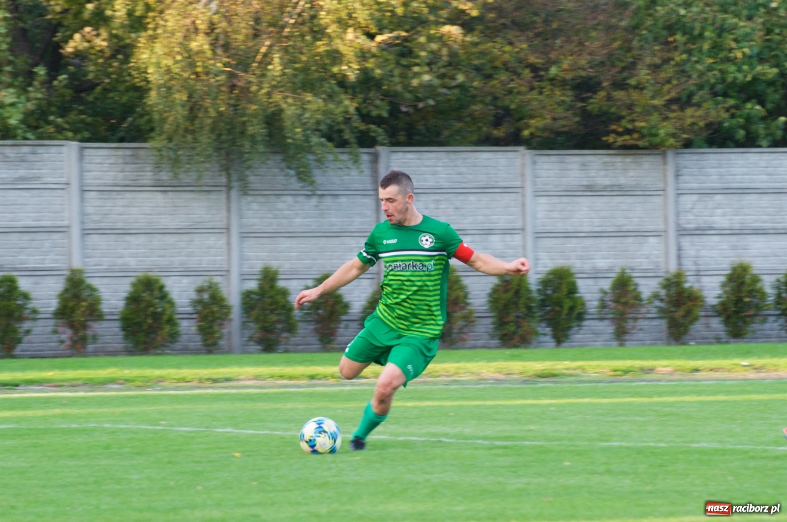 Zdjęcie w galerii na portalu naszraciborz.pl: Klasa okręgowa. Dobra passa piłkarzy Tworkowa trwa [FOTO] wiadomości z regionu