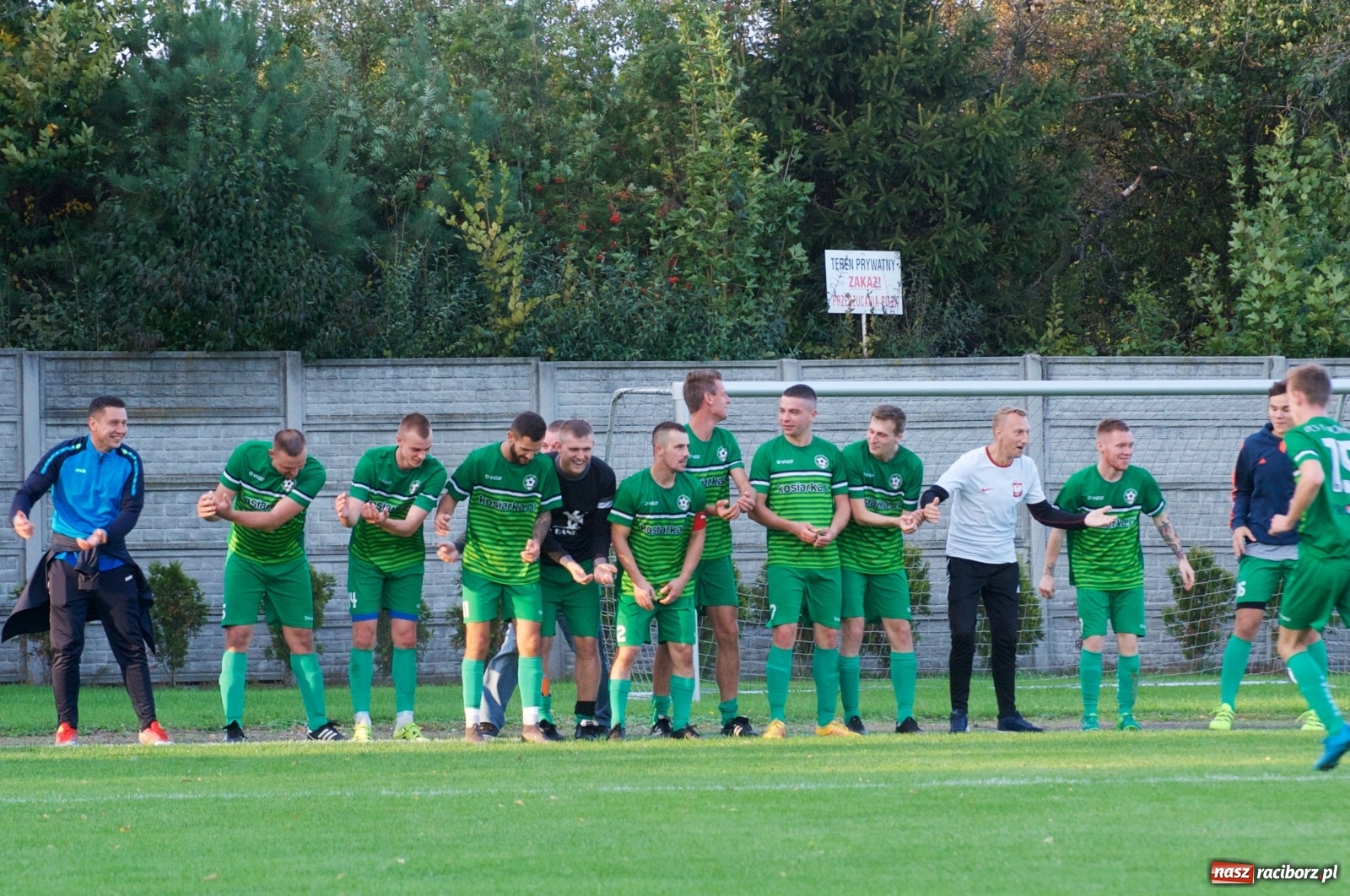 Zdjęcie w galerii na portalu naszraciborz.pl: Klasa okręgowa. Dobra passa piłkarzy Tworkowa trwa [FOTO] wiadomości z regionu
