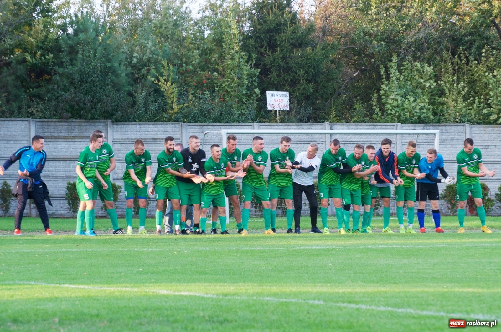 Zdjęcie w galerii na portalu naszraciborz.pl: Klasa okręgowa. Dobra passa piłkarzy Tworkowa trwa [FOTO] wiadomości z regionu