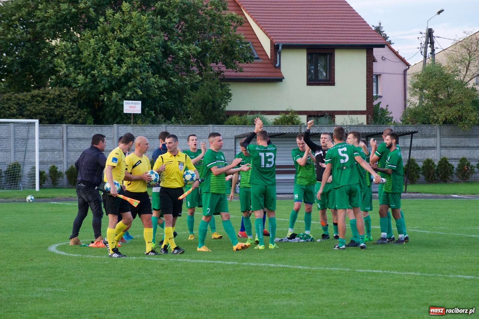 Zdjęcie w galerii na portalu naszraciborz.pl: Klasa okręgowa. Dobra passa piłkarzy Tworkowa trwa [FOTO] wiadomości z regionu