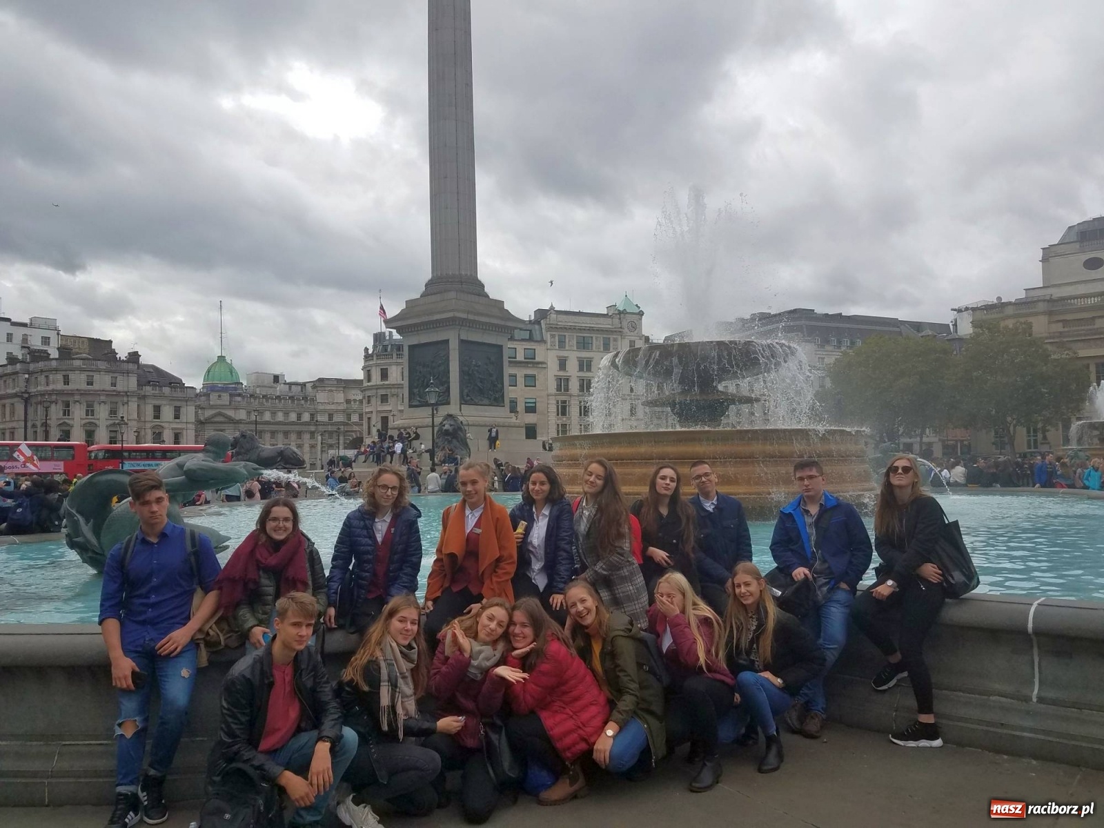 Zdjęcie w galerii na portalu naszraciborz.pl: Uczniowie Gastronomika na stażach w prestiżowych hotelach Londynu wiadomości z regionu