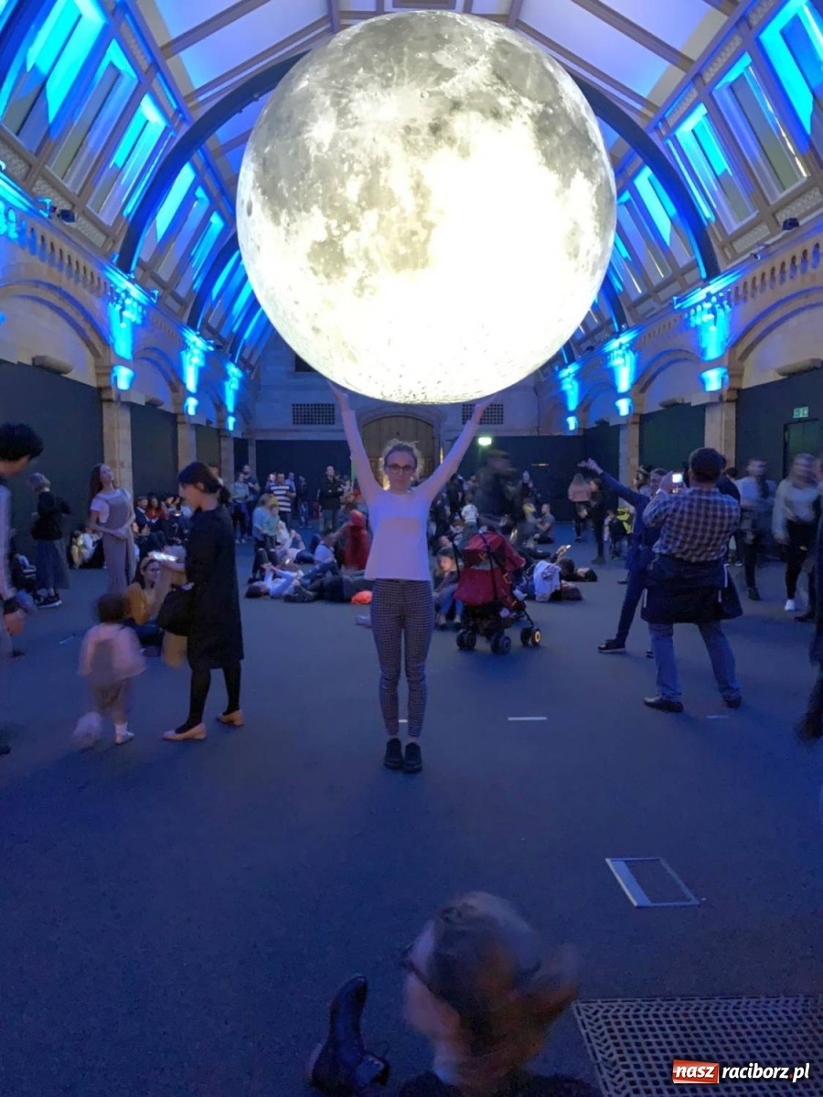 Zdjęcie w galerii na portalu naszraciborz.pl: Uczniowie Gastronomika na stażach w prestiżowych hotelach Londynu wiadomości z regionu