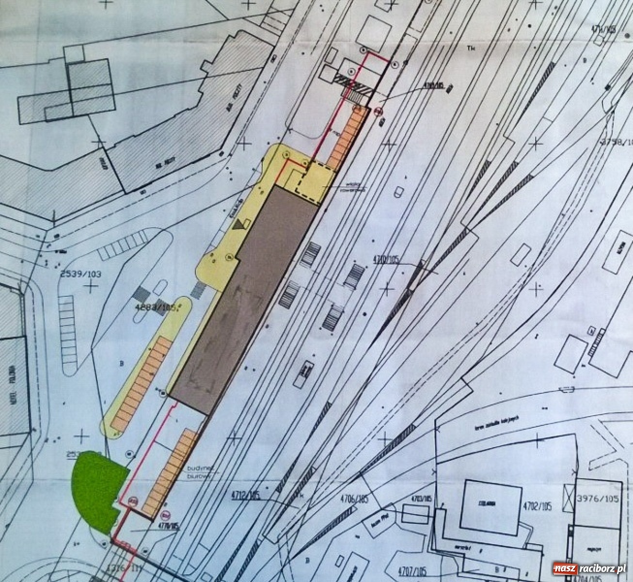 Zdjęcie w galerii na portalu naszraciborz.pl: PKP przygotowuje się do częściowego wyburzenia raciborskiego dworca  wiadomości z regionu