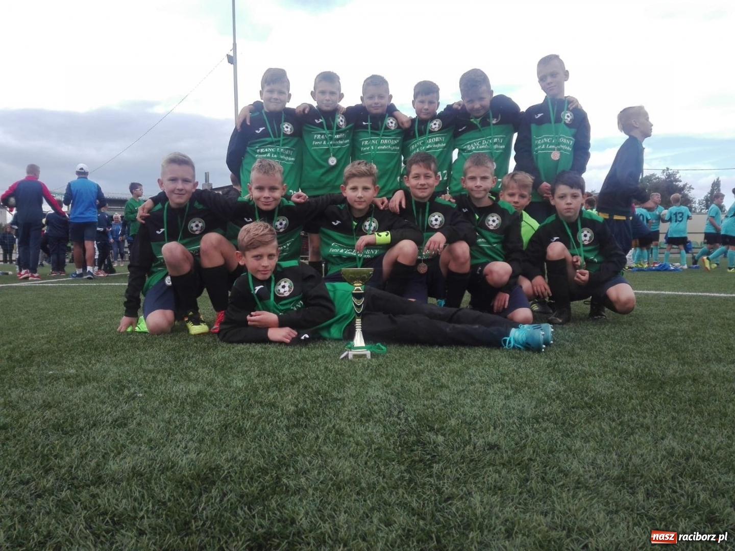 Zdjęcie w galerii na portalu naszraciborz.pl: Młodzi zawodnicy Tworkowa na podium Hlucin Cup wiadomości z regionu