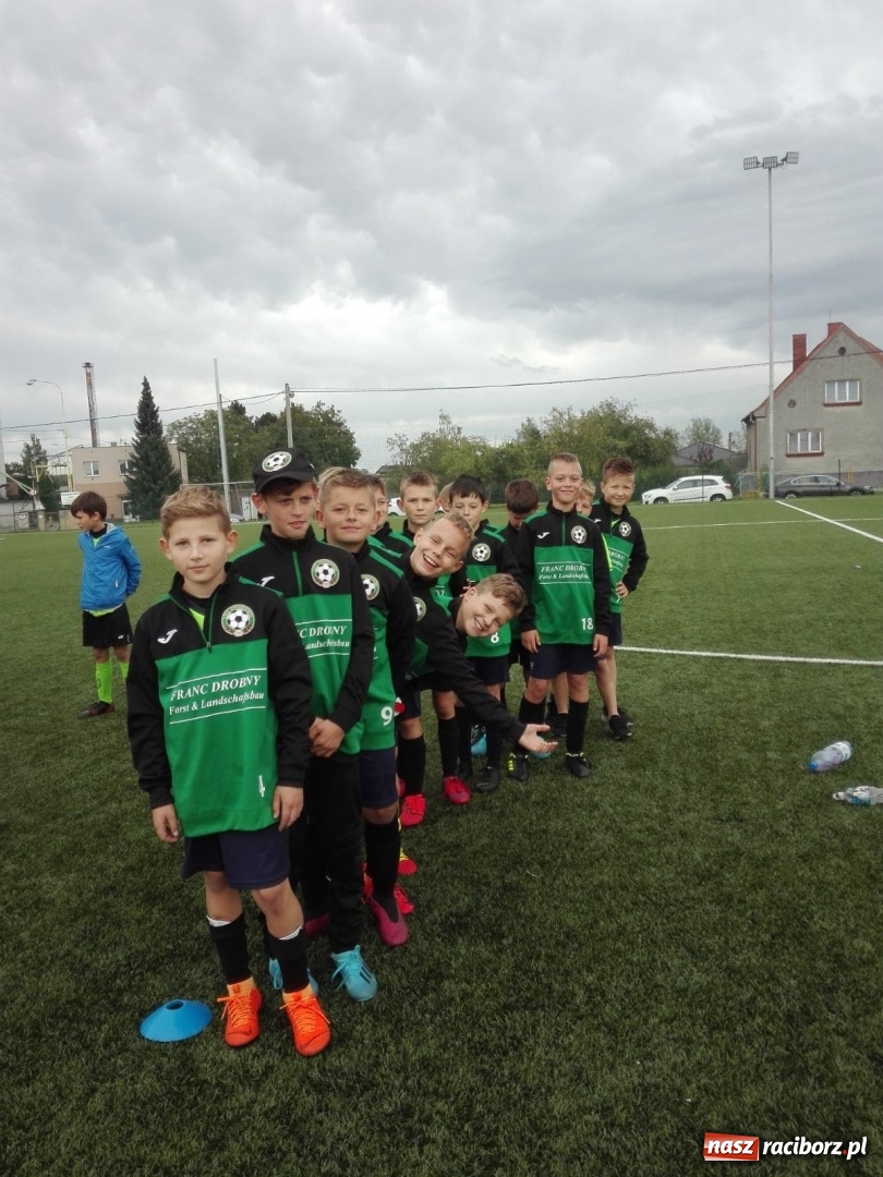 Zdjęcie w galerii na portalu naszraciborz.pl: Młodzi zawodnicy Tworkowa na podium Hlucin Cup wiadomości z regionu