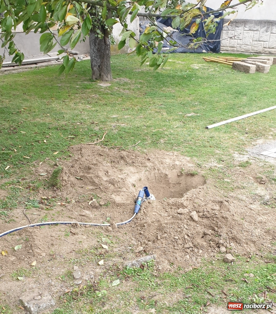 Zdjęcie w galerii na portalu naszraciborz.pl: Przerwany gazociąg w Zabełkowie. Ewakuacja mieszkańców [FOTO]  wiadomości z regionu