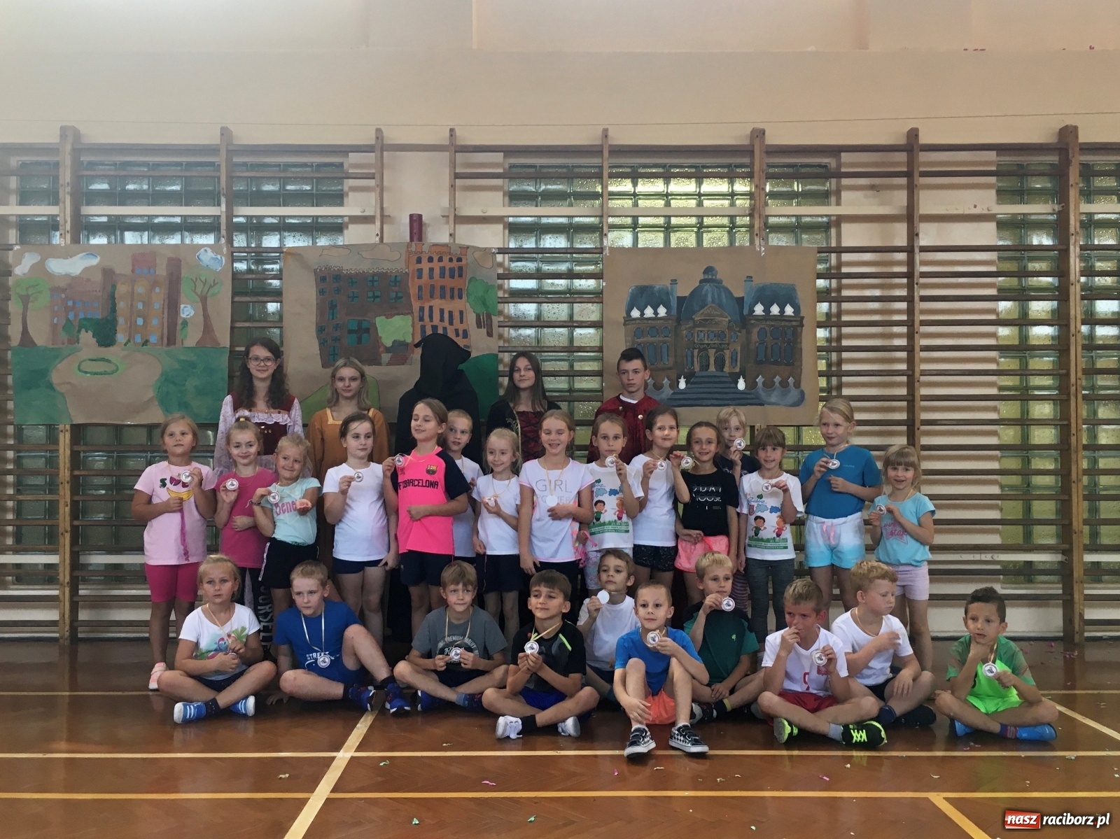 Zdjęcie w galerii na portalu naszraciborz.pl: Chrzest sportowy Mały Mistrz w SP 15  wiadomości z regionu