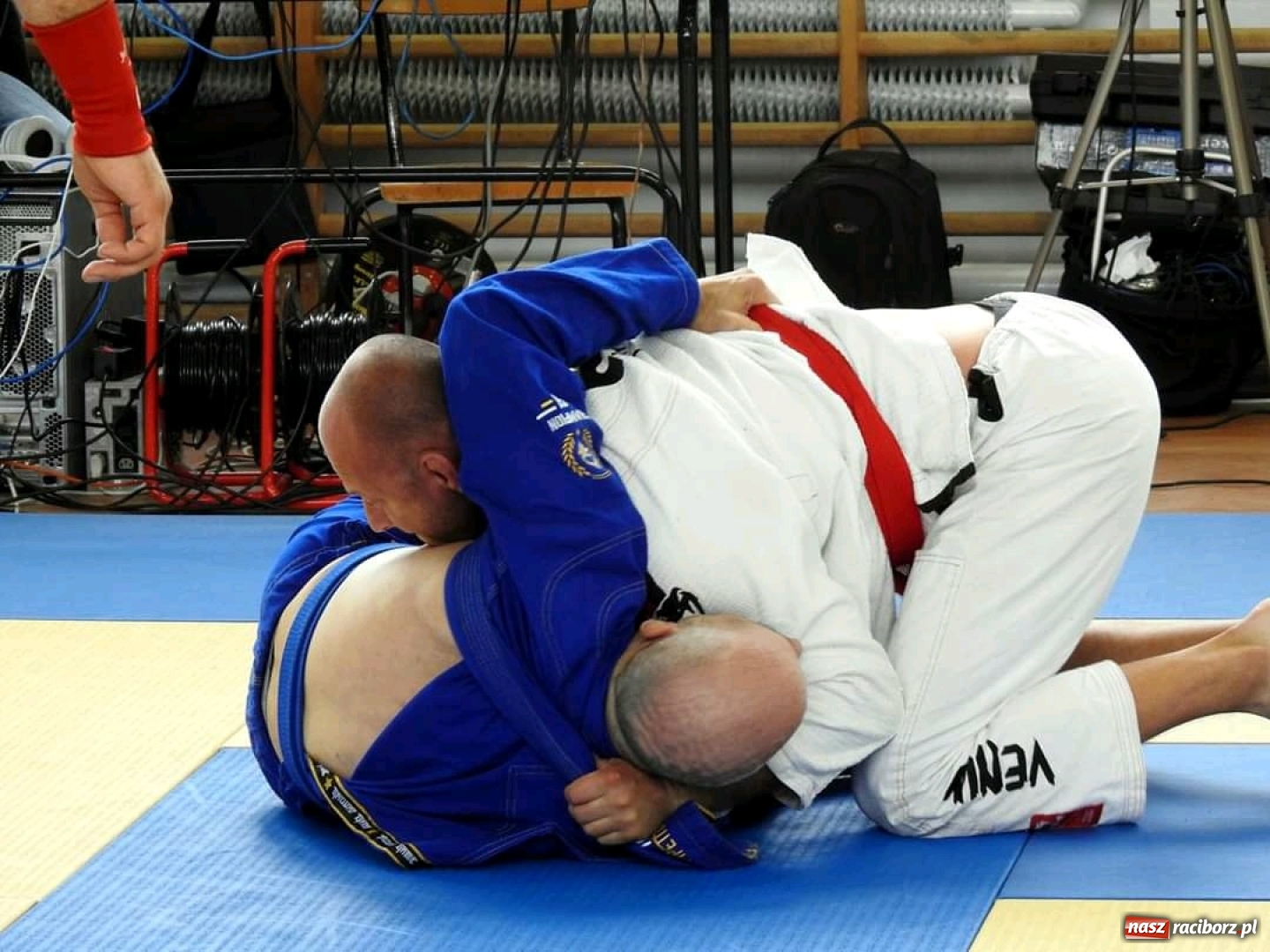 Zdjęcie w galerii na portalu naszraciborz.pl: Łamatorzy na Mistrzostwach Polski w ju-jitsu w Sochaczewie  wiadomości z regionu