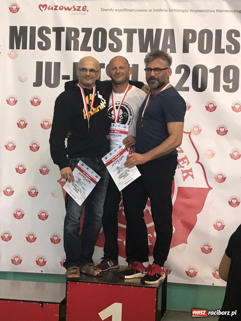 Zdjęcie w galerii na portalu naszraciborz.pl: Łamatorzy na Mistrzostwach Polski w ju-jitsu w Sochaczewie  wiadomości z regionu