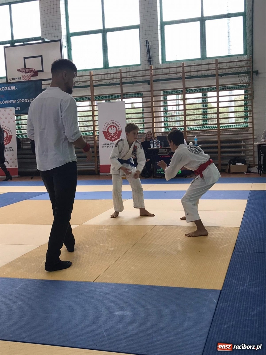 Zdjęcie w galerii na portalu naszraciborz.pl: Łamatorzy na Mistrzostwach Polski w ju-jitsu w Sochaczewie  wiadomości z regionu