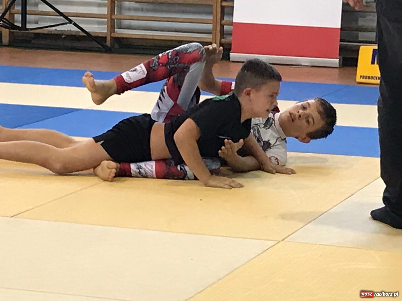 Zdjęcie w galerii na portalu naszraciborz.pl: Łamatorzy na Mistrzostwach Polski w ju-jitsu w Sochaczewie  wiadomości z regionu