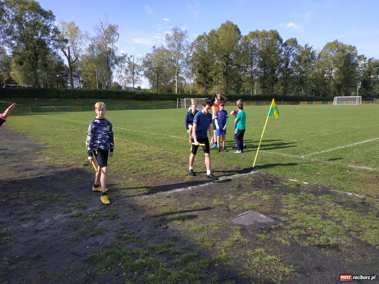 Zdjęcie w galerii na portalu naszraciborz.pl: Uczniowie z gminy Kuźnia Raciborska zmagali się na przełajach  wiadomości z regionu