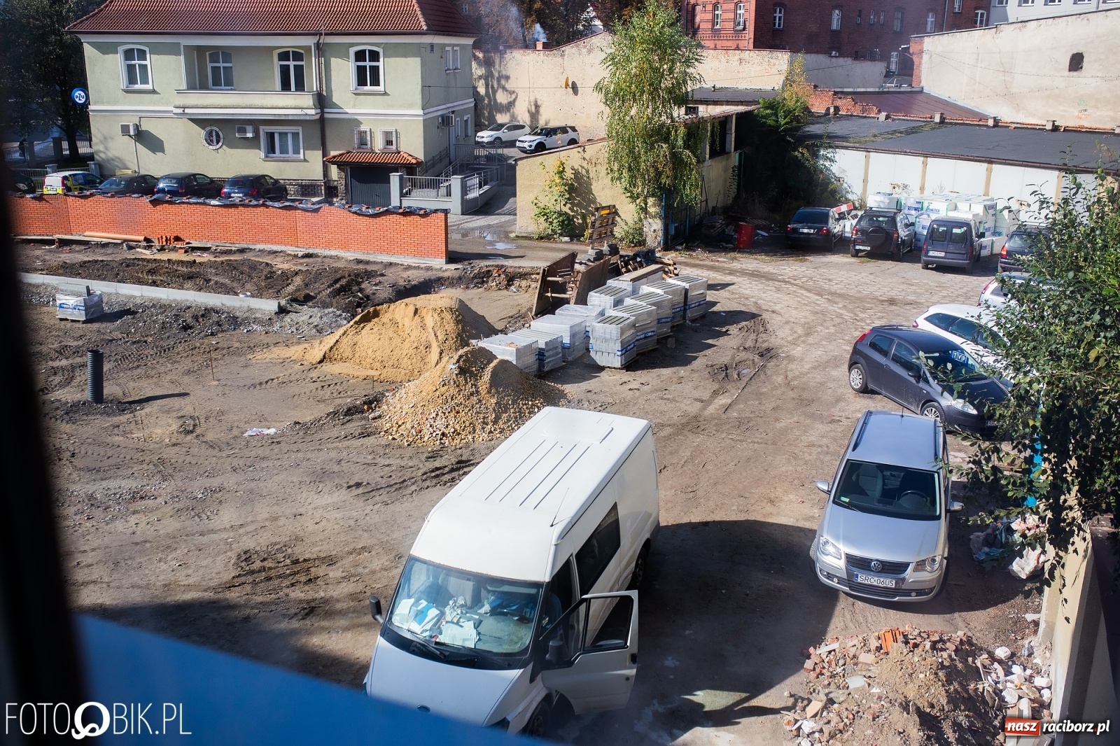 Zdjęcie w galerii na portalu naszraciborz.pl: Mieszkania wspomagane w miejsce komendy. Roboty na finiszu [FOTO i WIDEO] wiadomości z regionu